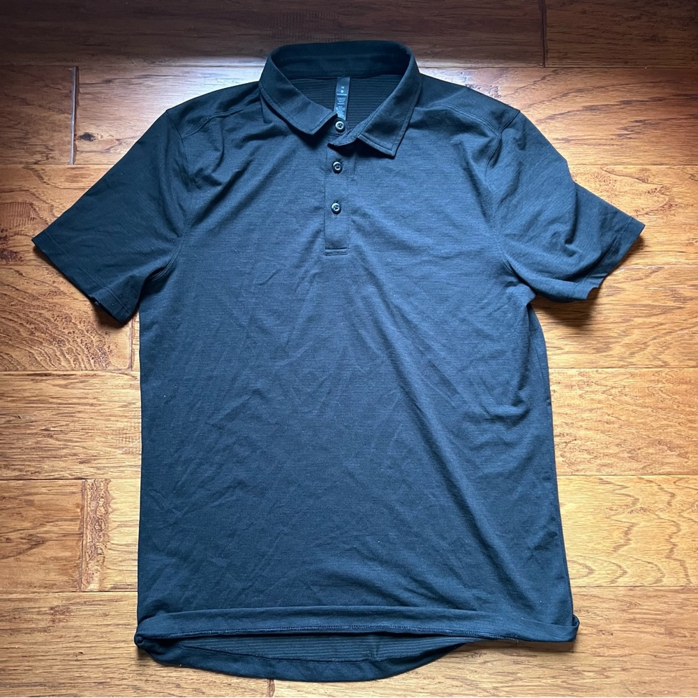 Lululemon Men's Polo Shirt Top Collared Black Size Medium Short Sleeve Collar